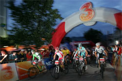 http://www.salzkammergut-trophy.at/show_pic2.php?picture=ber_elements/12427_1&fpid=800&ber_id=7311