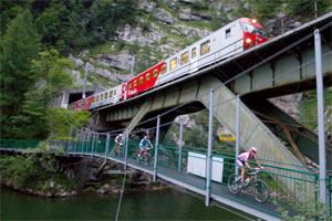 Sonderzug der �BB zur Salzkammergut Trophy (Foto: Erwin Haiden)
