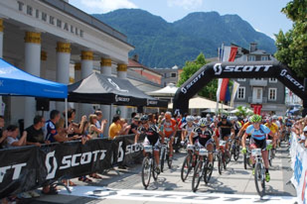 Salzkammergut Trophy 2013 - Start All-Mountain-Strecke (Foto: Flurin Gadola) Salzkammergut Trophy 2013 - Start All-Mountain-Strecke (Foto: Flurin Gadola)