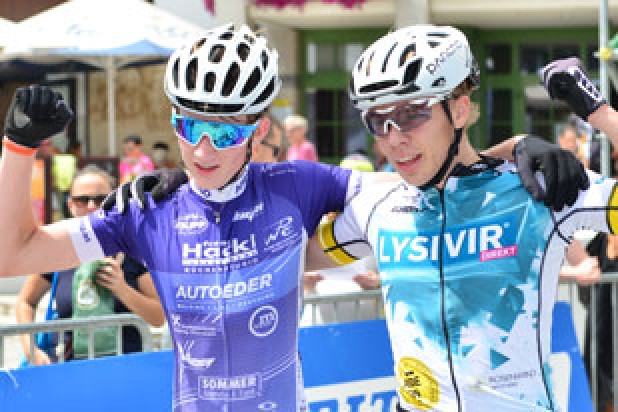 Luca Werani (1. Platz) und Moritz Attwenger (2. Platz) - Sieger Salzkammergut Trophy 2018 - U17 Strecke G (Foto: Joachim Gamsjäger) Luca Werani (1. Platz) und Moritz Attwenger (2. Platz) - Sieger Salzkammergut Trophy 2018 - U17 Strecke G (Foto: Joachim Gamsjäger)