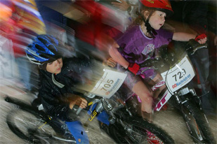 2008