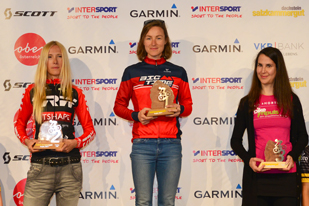 Siegerehrung Salzkammergut Trophy 2017 C-Strecke, Angelika Tazreiter, Anna Urban, Linda Muther (Foto: Joachim Gamsjäger)