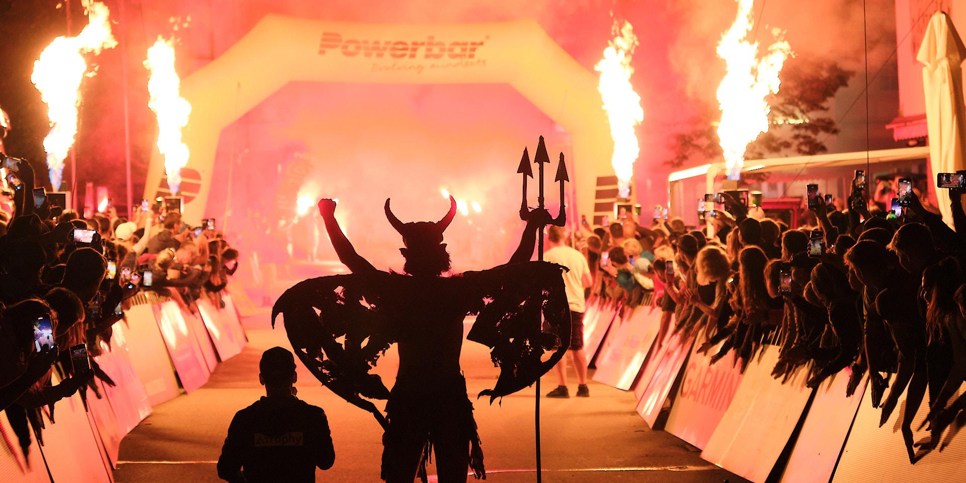  Zieleinlauf letzter Fahrer, Trophy 2025 (Foto: Bernd Schröckelsberger)