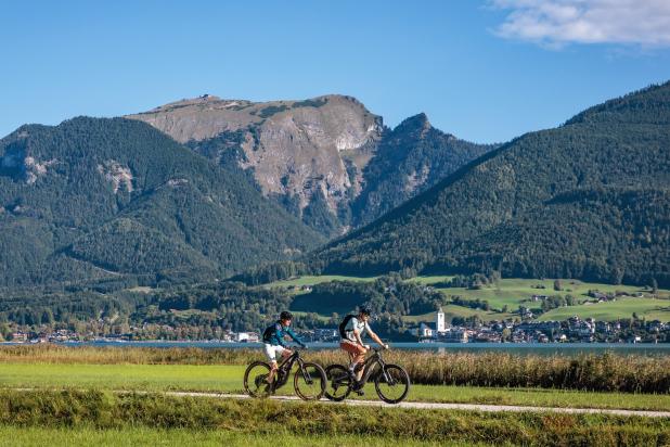 BergeSeen eTrail - St. Wolfgang mit Schafberg (Foto: Erwin Haiden)