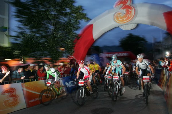 More than 3400 bikers at the 11th Salzkammergut Trophy!