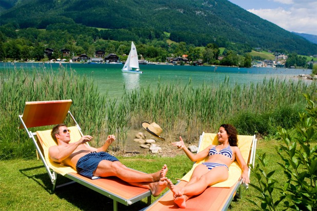 Therme und See - Badeplatz am Wolfgangsee (Foto: EurothermenResorts)