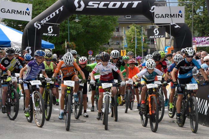 Salzkammergut Mountainbike Trophy - SCOTT Junior Trophy Start (Foto: Rudi Knoll)
