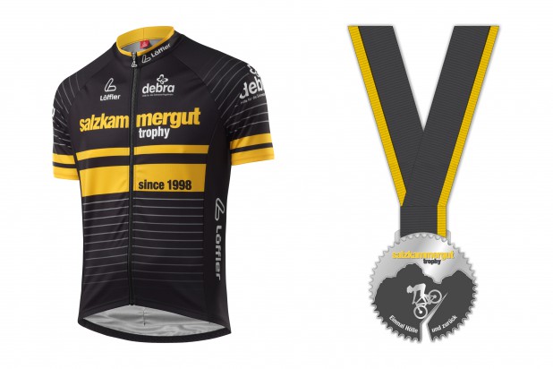 Trophy Trikot und Finisher Medaille Trophy Trikot und Finisher Medaille