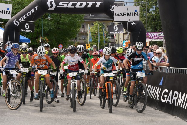 Salzkammergut Mountainbike Trophy - SCOTT Junior Trophy Start (Foto: Rudi Knoll)