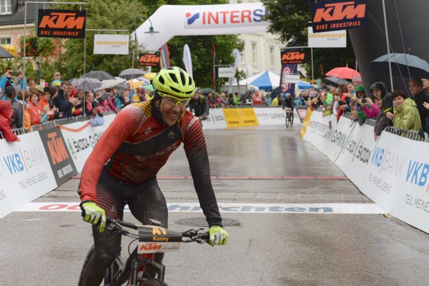 Konny Looser (SUI) - Sieger Salzkammergut Trophy 2019 - Strecke A (Foto: Joachim Gamsjäger) Konny Looser (SUI) - Sieger Salzkammergut Trophy 2019 - Strecke A (Foto: Joachim Gamsjäger)