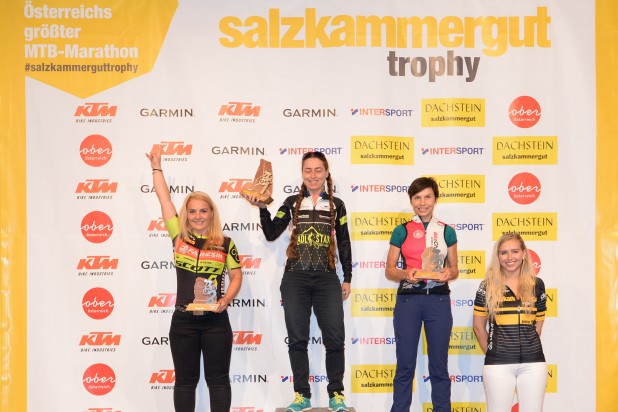 Sabine Schneider (1. Platz), Cora Baltes (2. Platz) und Simone Hakenberg (3. Platz) - Sieger Salzkammergut Trophy 2019 - W50 Strecke C (Foto: Joachim Gamsjäger)