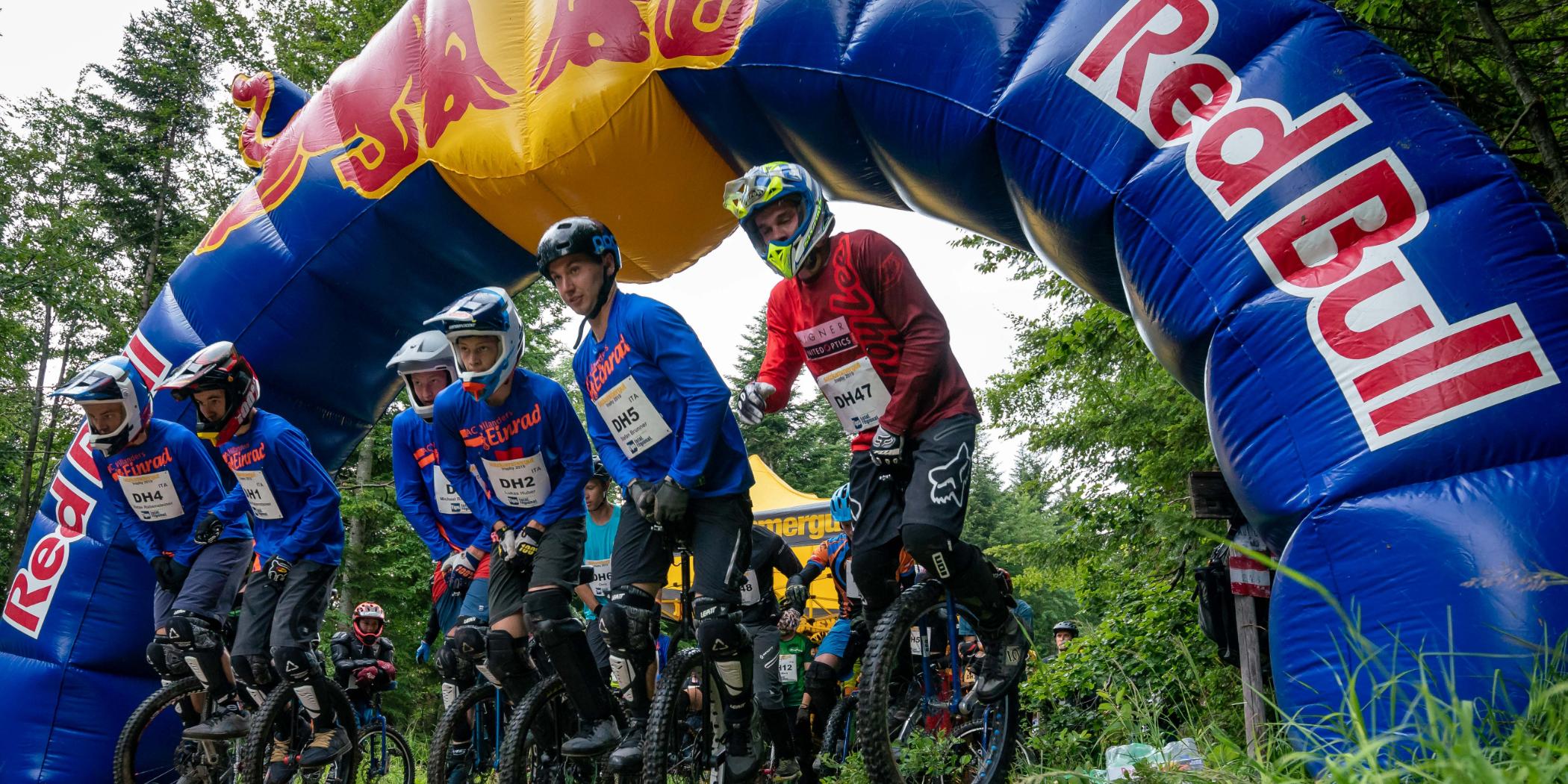 Salzkammergut Trophy 2019 - Start Einrad Downhill (Foto: Christoph Oberschneider)