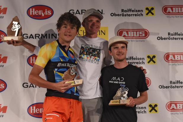 Hannes Hnilica (2. Platz), Julian Pöchacker (1. Platz) und Nicolas Kautter (3. Platz) – Sieger Salzkammergut Trophy 2023 - Strecke D (Foto: Rudi Knoll)